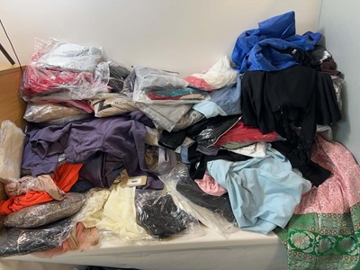 Lot 3837 - Pallet box (not included) mixed adults clothing