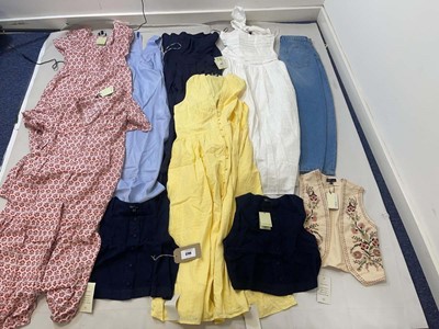 Lot 3796 - NoBody's Child clothing