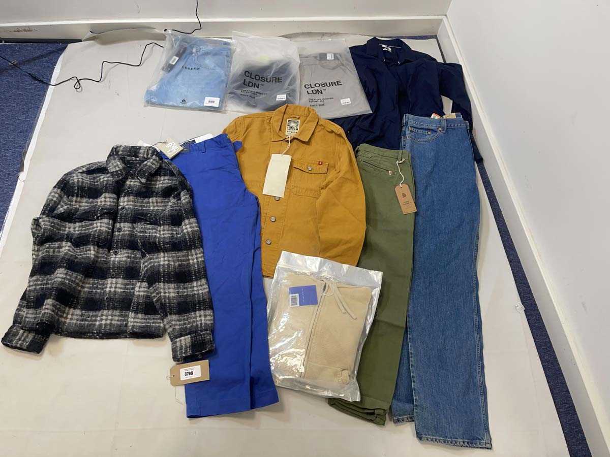 Lot 3799 - Clothing to include Picante, & Sons, All...