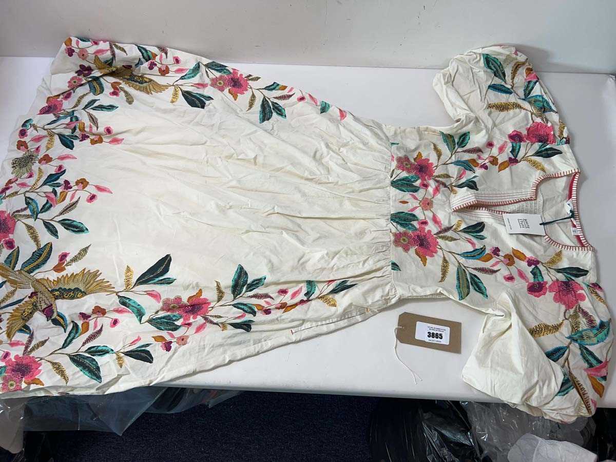 Lot 3865 - White Stuff Maeve embroidered midi dress (12R)...