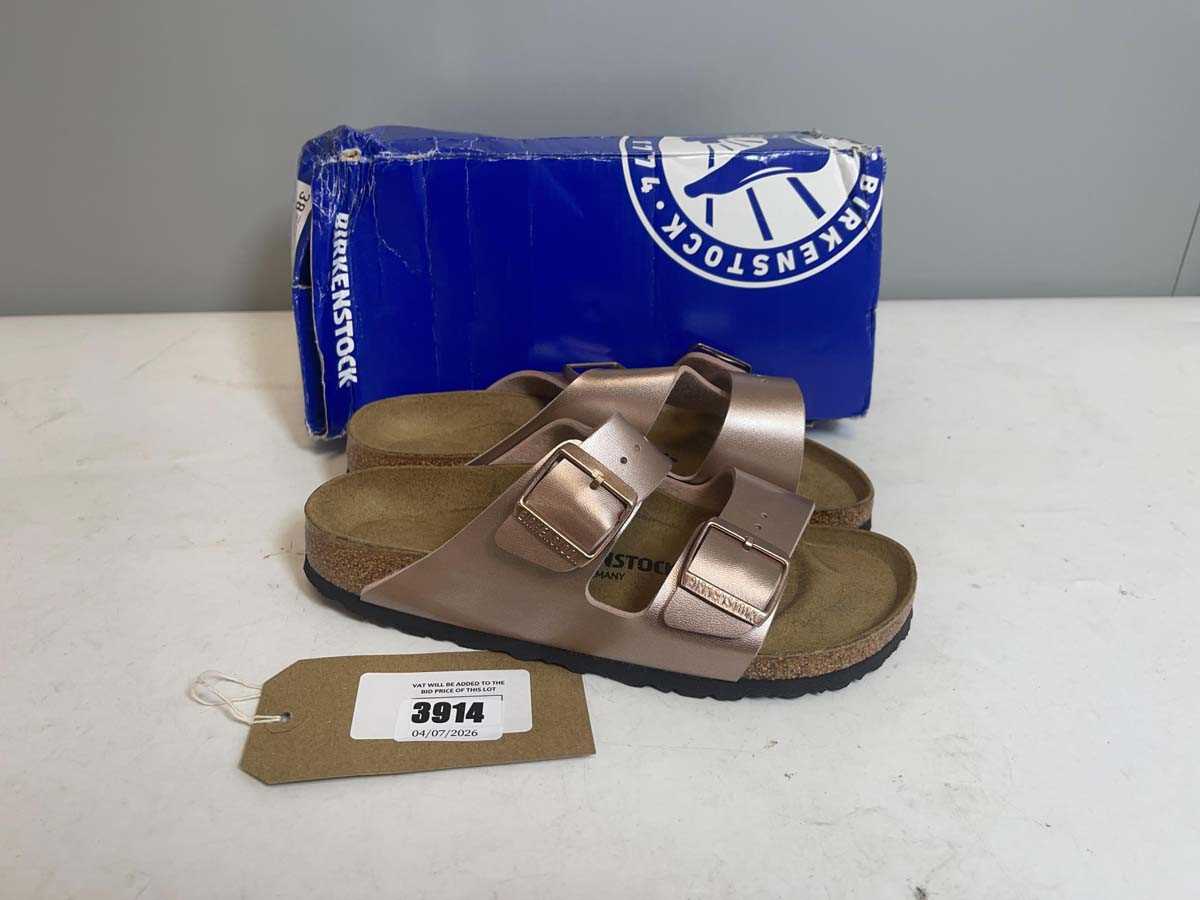Lot 3914 - Birkenstock UK5 airzona BS sandals in copper -...