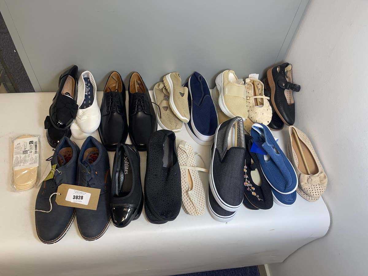 Lot 3928 - 16x Pairs of shoes to include Clarks, H&M,...