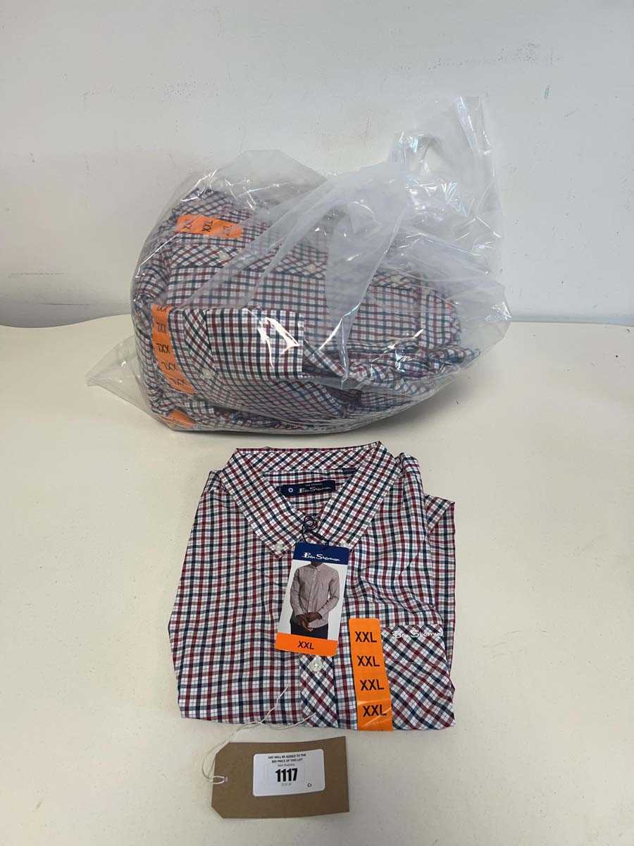 Lot 1117 - Approx. 22 men's long sleeved collared shirts...