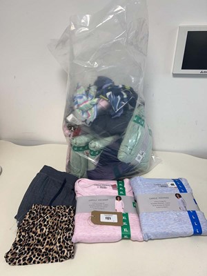 Lot 1121 - Mixed lot of ladies loungewear/sleepwear by...