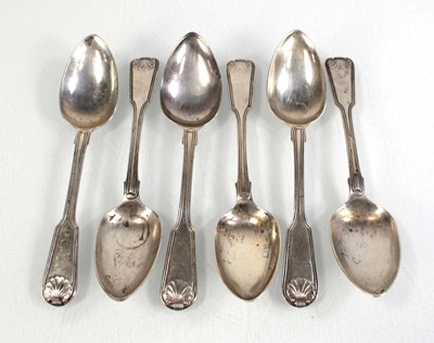 Lot 314 - A set of six George IV silver fiddle, thread...