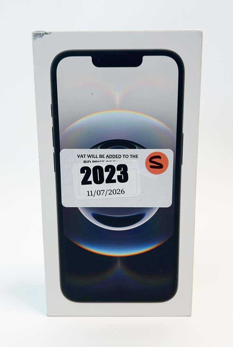 Lot *Sealed* iPhone 16e 128GB Black