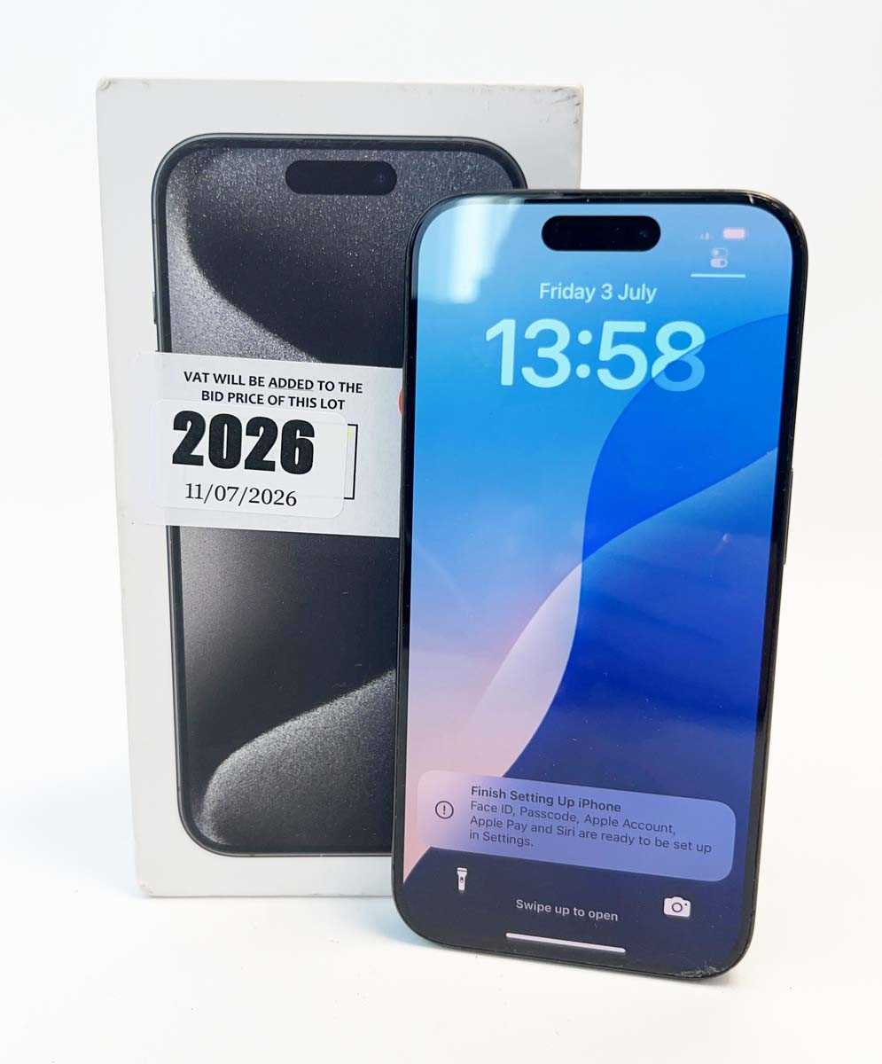 Lot iPhone 15 Pro 128GB Black Titanium with box