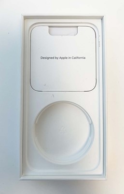 Lot iPhone 13 128GB Starlight with box