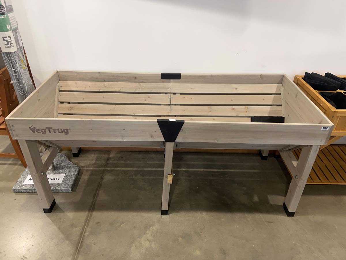 Lot 4186 - VegTrug planter
