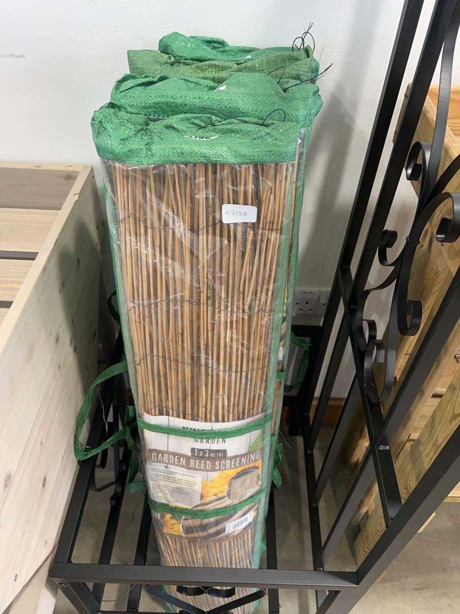 Lot 4201 - Pack of garden reed screening 1x3m