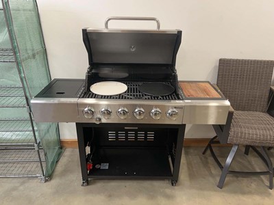 Lot 4206 - Mercury gas powered BBQ by Outback
