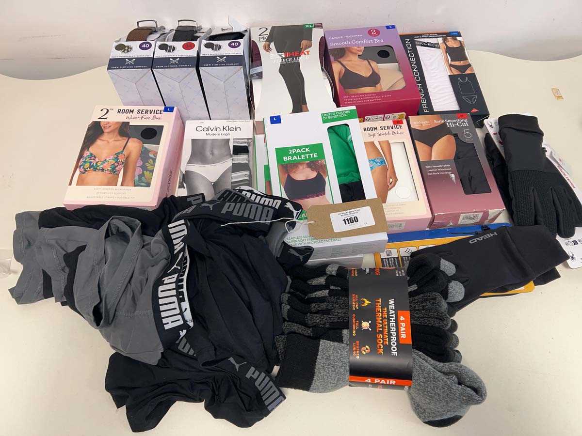 Lot 1160 - Bag containing men's and women's underwear,...