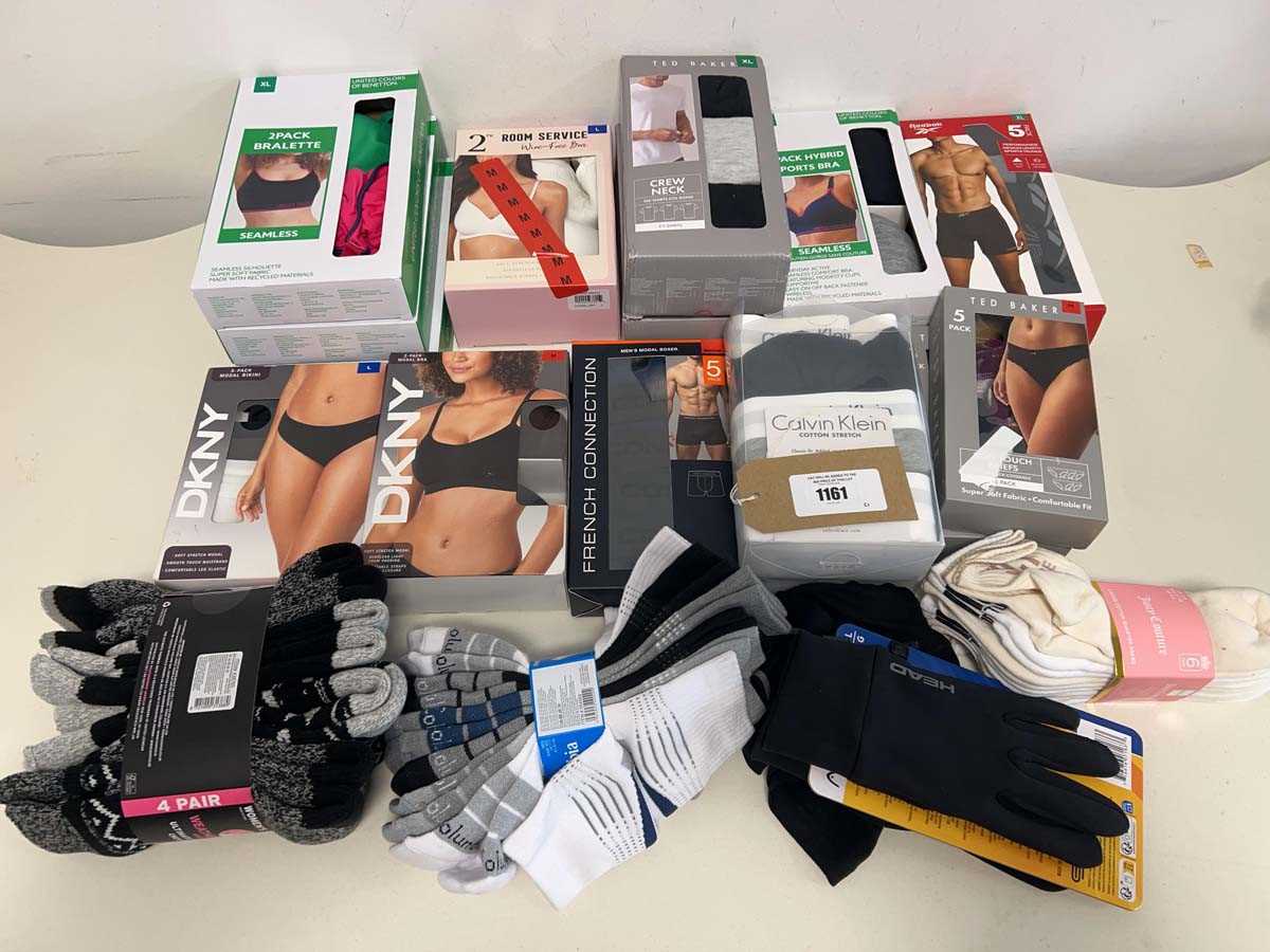 Lot 1161 - Bag containing men's and women's underwear,...