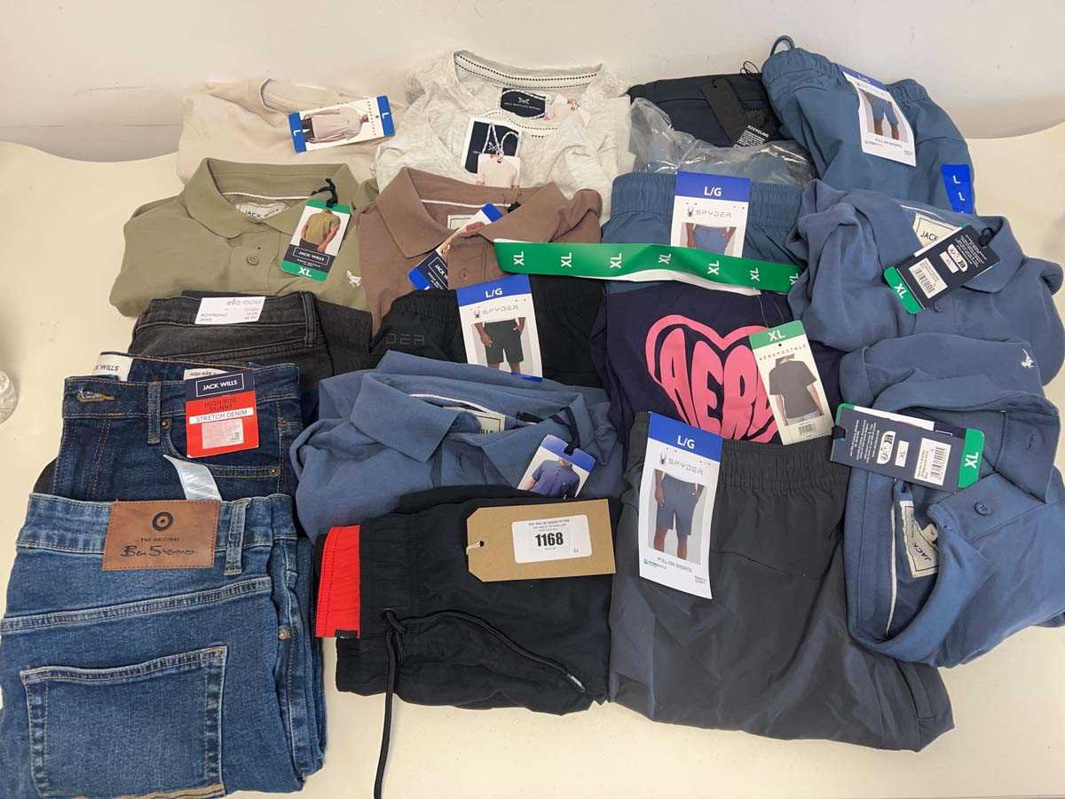 Lot 1168 - Approx. 19 items of branded clothing to...