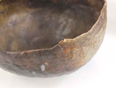 Lot A 1970's raku studio pottery bowl, di. 23 cm,...