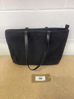 Lot 1178 - DKNY quilted shopper bag in black