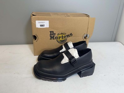 Lot 1907 - Dr Martens Air Wair UK3 maybole mary jane...