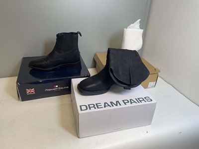 Lot 1909 - 3x Boxed pairs of boots to include Steve...