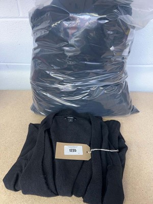 Lot 1235 - Approx. 12 ladies Hilary open cardigans with...