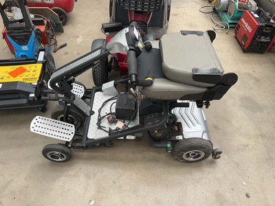 Lot 4502 - Quingo Air folding electric mobility scooter...