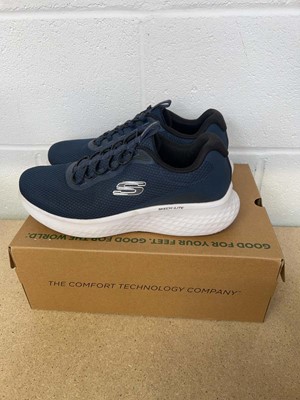 Lot 1256 - Boxed pair of Skechers skech-lite air cooled...