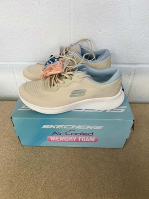 Lot 1273 - Boxed pair of Skechers skech-lite pro memory...