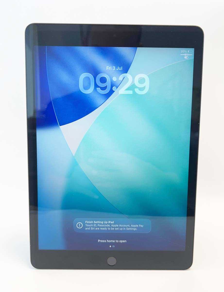 Lot iPad 9th Gen 64GB Space Grey