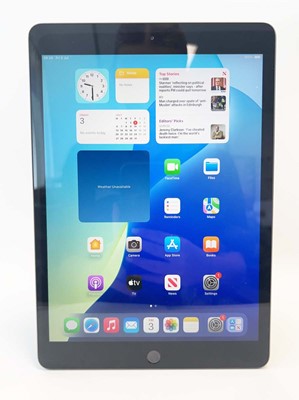 Lot iPad 8th Gen 128GB Space Grey