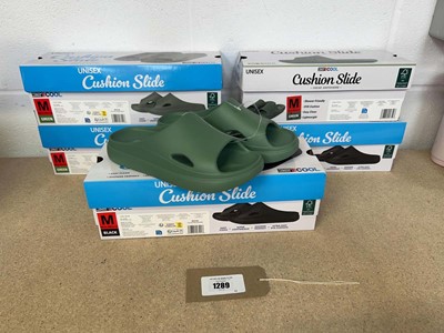 Lot 1289 - x5 boxed pairs of 32 degrees cool cushion...