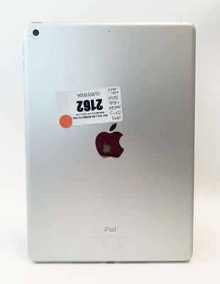 Lot iPad 5th Gen 32GB Silver