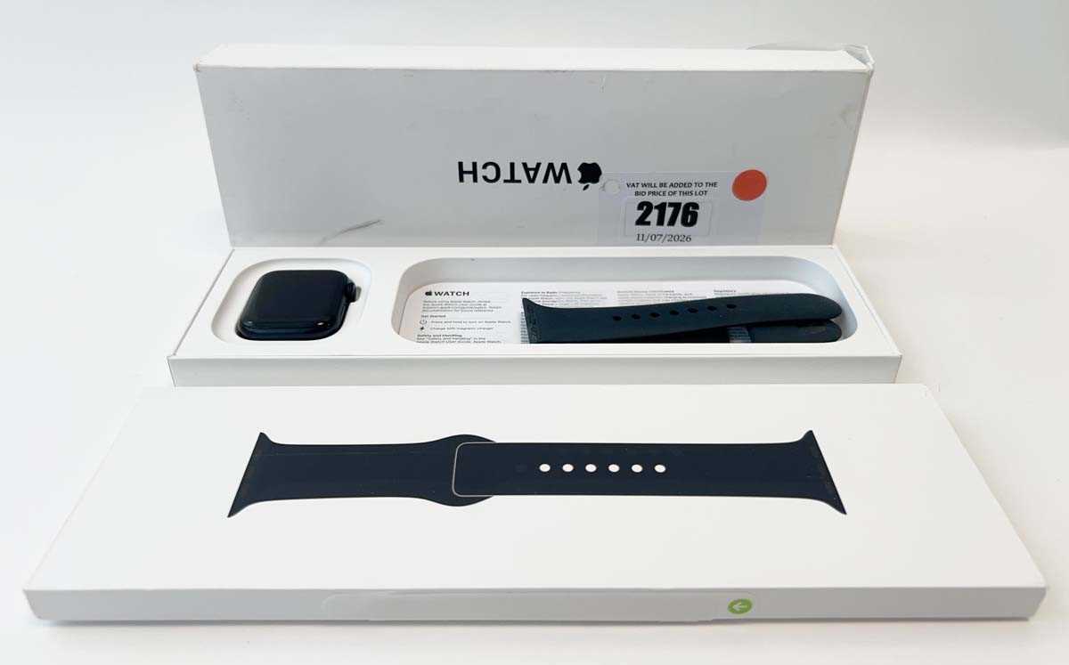 Lot Apple Watch SE 2nd Gen 40MM Midnight Al, boxed