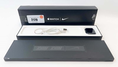 Lot Apple Watch SE A2531 40MM Space Grey, boxed