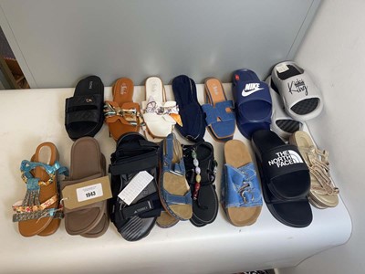 Lot 1943 - 15x Pairs of sandals to include The North Face,...