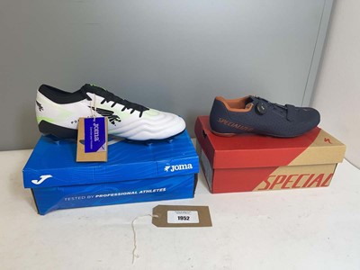 Lot 1952 - 2x Boxed pairs of shoes to include Body...