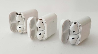 Lot 1x AirPods 2nd Gen and 2x AirPods 1st Gen