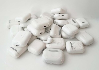 Lot Mixed lot of empty AirPod charging cases,...