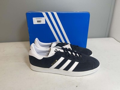 Lot 1967 - Adidas UK13 gazelle trainers in black - boxed