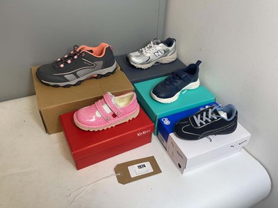 Lot 1974 - 5x Boxed pairs of children's shoes to include...
