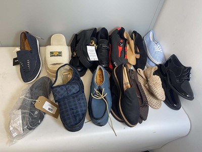 Lot 1977 - 14x Pairs of shoes to include Lilley, Clarks,...