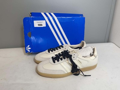 Lot 1986 - Adidas UK9 samba OG trainers in cream - boxed