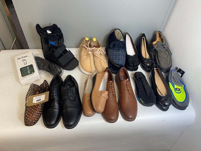 Lot 1998 - 12x Pairs of shoes to include Lilley, Clarks,...