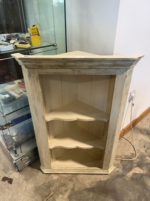 Lot 1025 - White painted hanging corner shelving unit