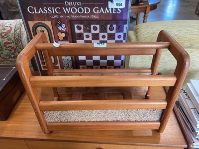 Lot 1049 - Mid Century magazine rack