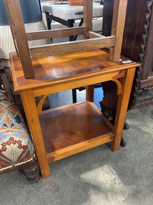 Lot 1071 - Yew occasional table