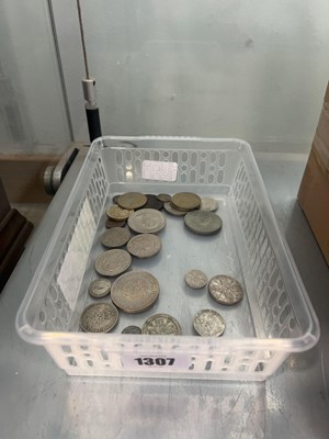 Lot 1307 - Crate of various collectors coinage