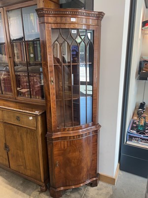 Lot 1327 - Mahogany effect freestanding corner display...