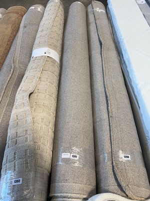 Lot 1391 - Large beige rug