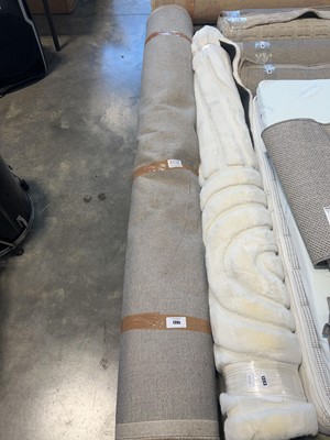 Lot 1395 - Large beige rug