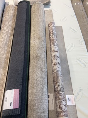 Lot 1400 - Nourison Home Dawn area rug, size 1.5 x 2.2m