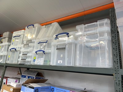 Lot 2022 - Shelf containing a large qty of mixed size...